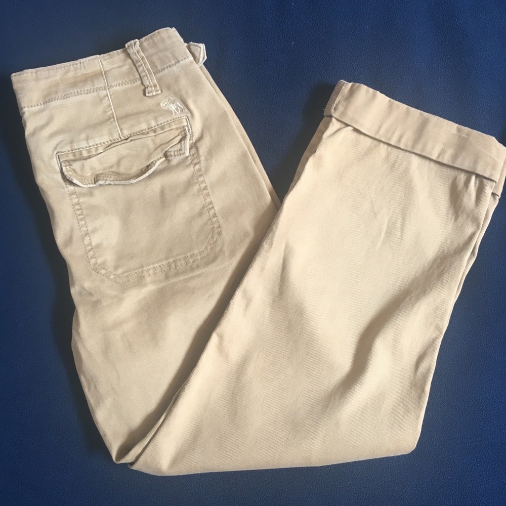 Abercrombie Girls Khaki Capri. Sz: 14